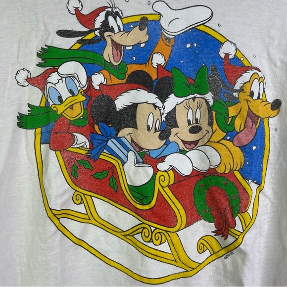 Vintage Disney Mickey Mouse & Friends Christmas Sleigh T Shirt White Size Medium - Picture 4 of 7